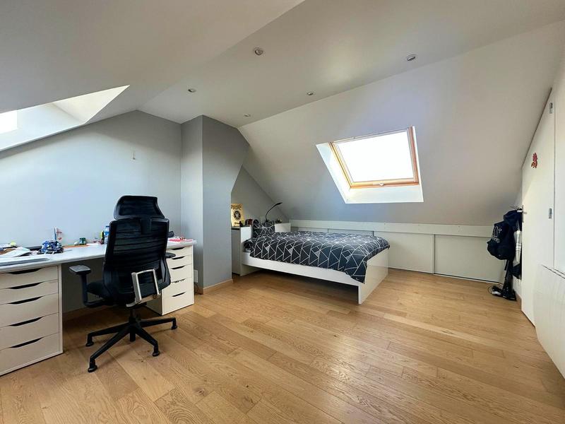 Maison - 149 m² - 7 pièces