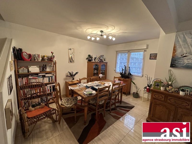 Maison contemporaine - 228 m² - 10 pièces