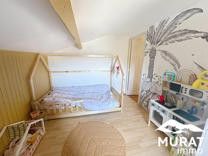 Maison - 102 m² - 5 pièces