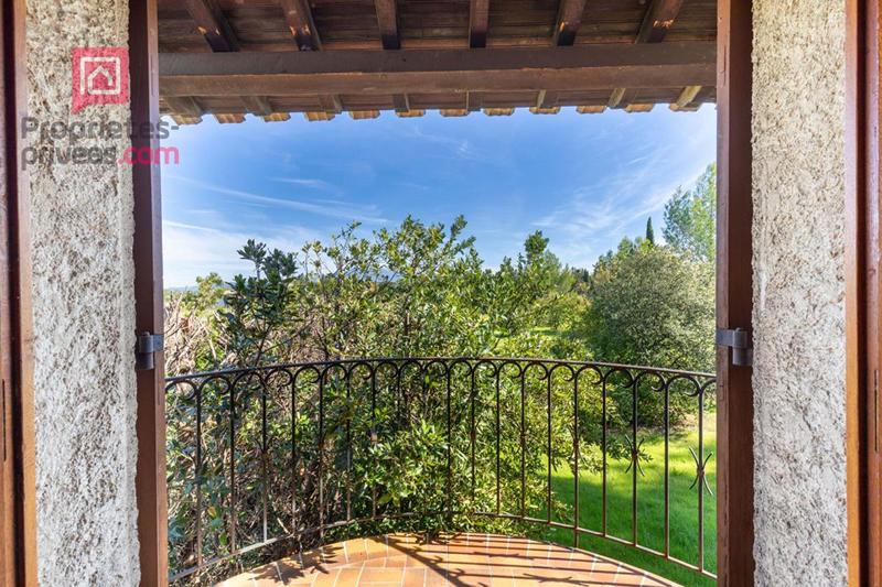 Maison - 184 m² - 7 pièces