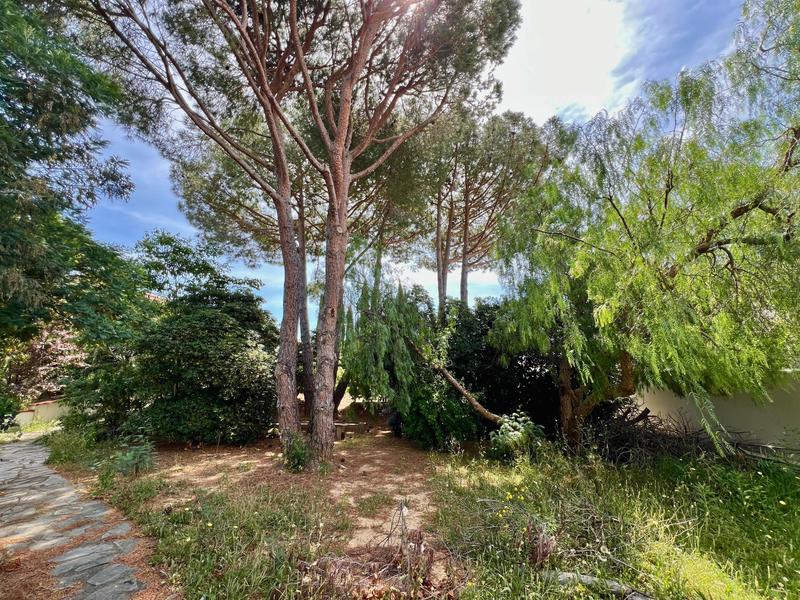 Maison - 221 m² - 5 pièces