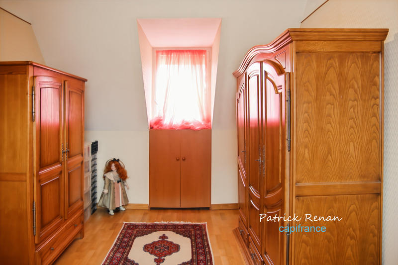 Maison - 152 m² - 7 pièces