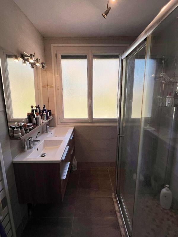 Maison - 80 m² - 5 pièces