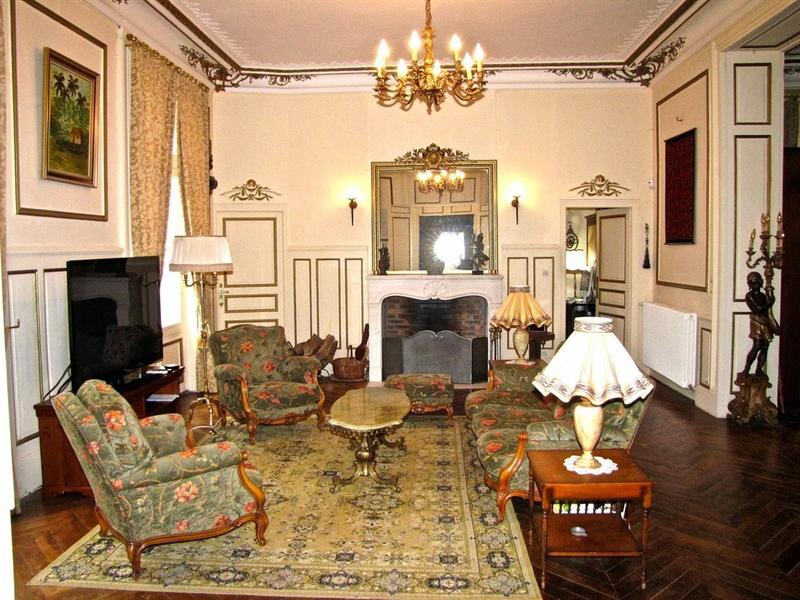 Manoir - 1 200 m² - 17 pièces