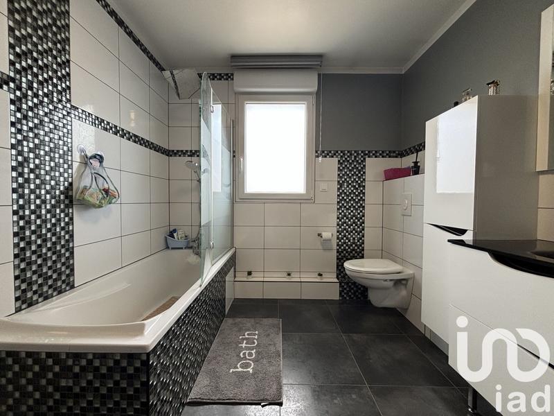 Maison - 112 m² - 6 pièces