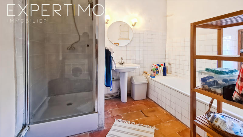 Maison - 160 m² - 9 pièces