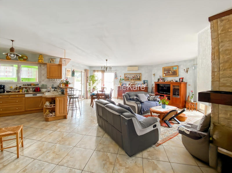 Maison - 160 m² - 6 pièces