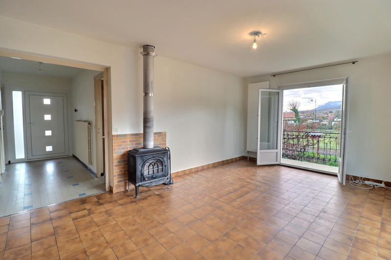 Maison - 93 m² - 4 pièces