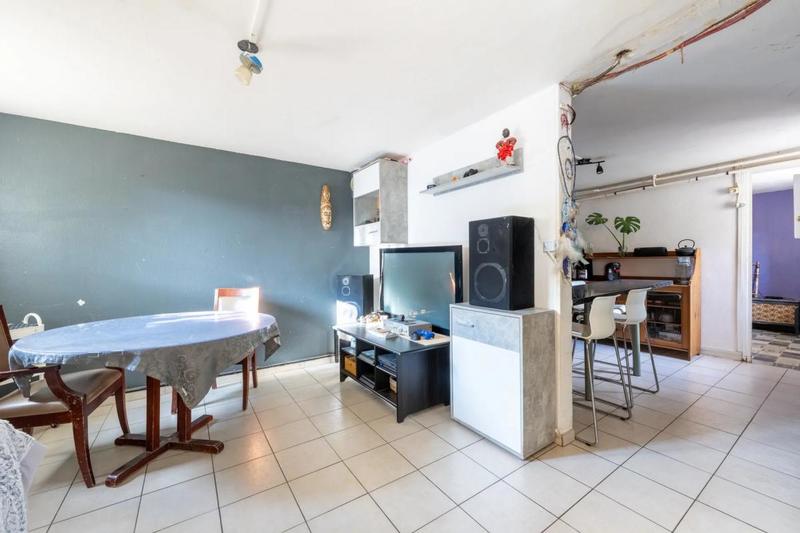 Maison - 70 m² - 5 pièces