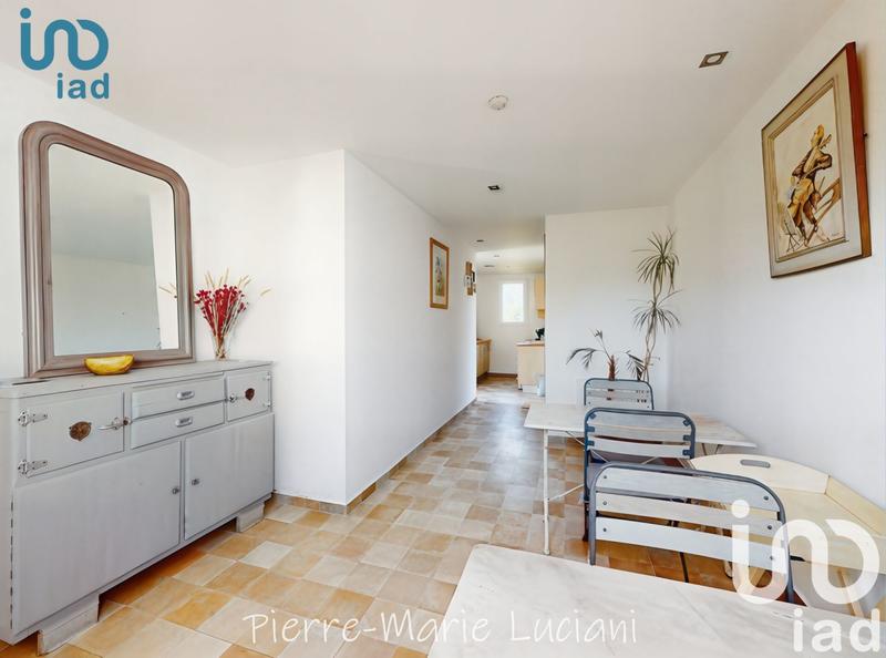 Maison - 200 m² - 5 pièces