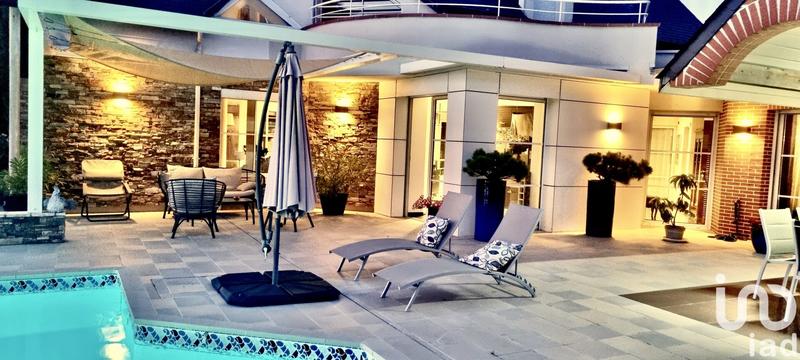 Maison de maîtres - 210 m² - 7 pièces