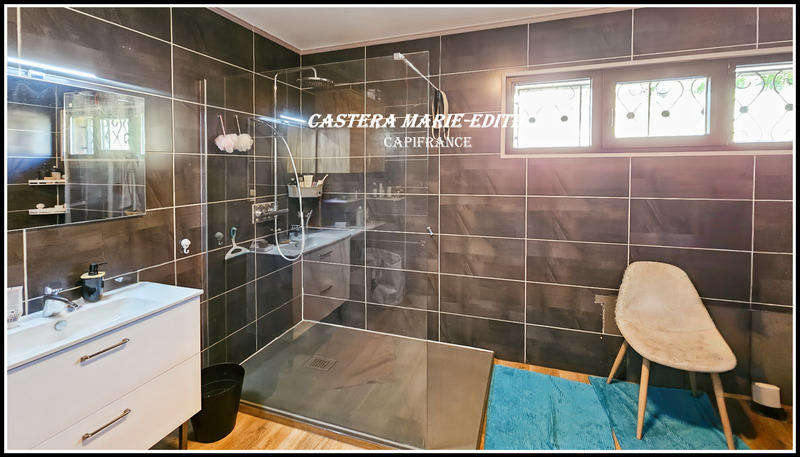 Maison - 178 m² - 6 pièces