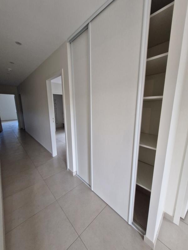 Appartement - 111 m² - 4 pièces