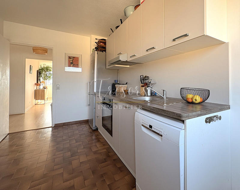 Appartement - 154 m² - 6 pièces