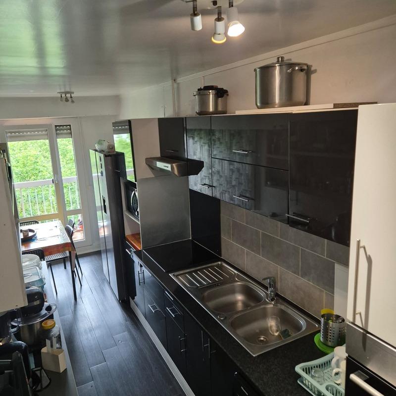 Appartement - 77 m² - 5 pièces