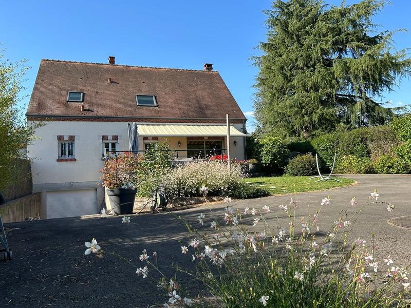 Maison - 167 m² - 7 pièces