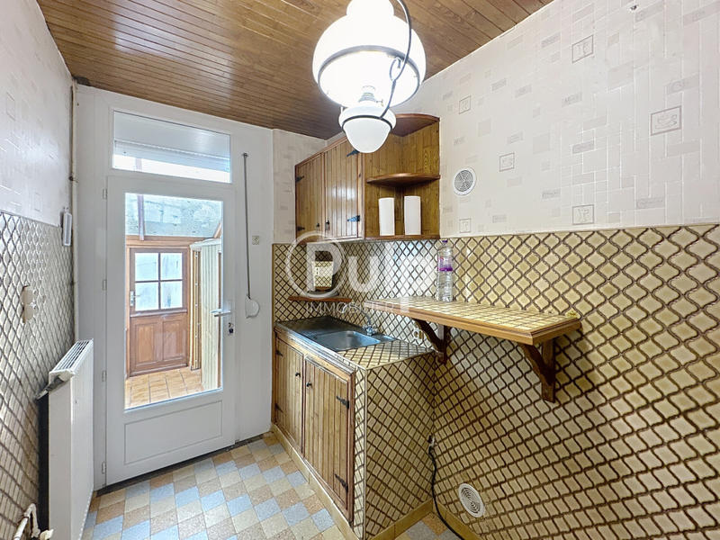 Maison de maîtres - 65 m² - 8 pièces