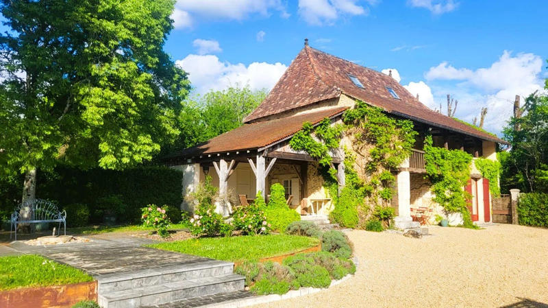 Maison - 105 m² - 4 pièces