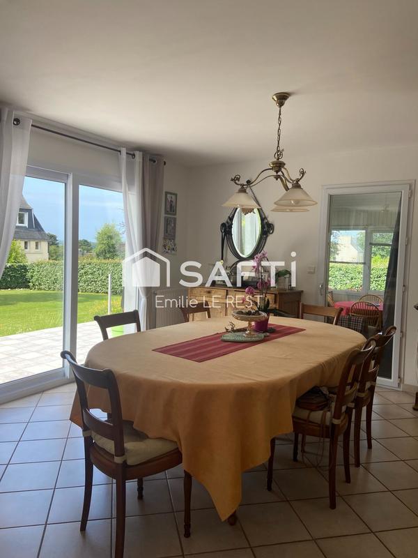 Maison - 146 m² - 8 pièces