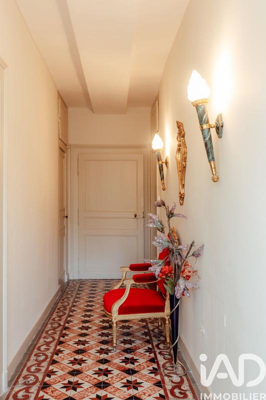 Maison - 400 m² - 17 pièces