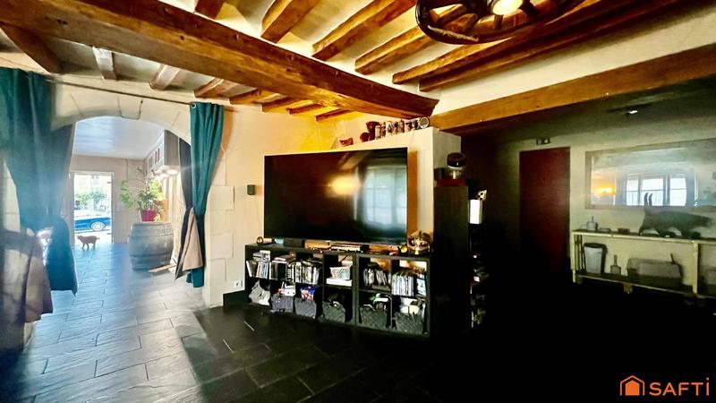 Maison - 180 m² - 6 pièces