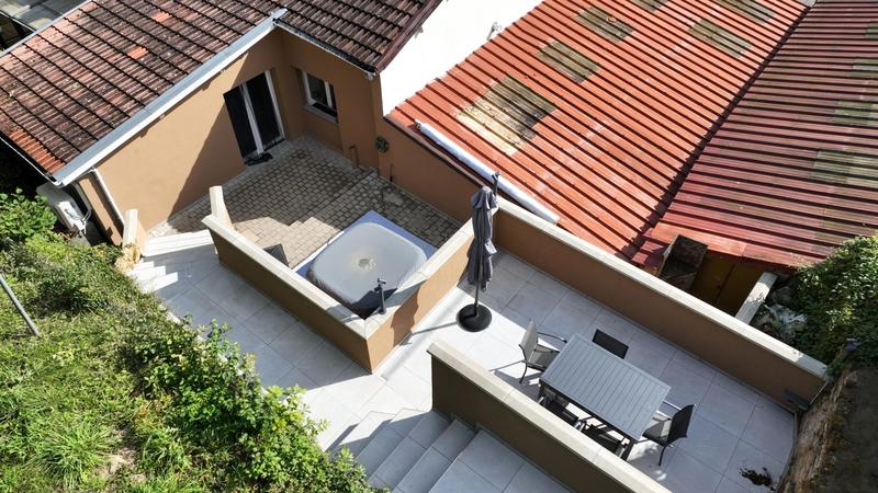 Maison - 150 m² - 5 pièces