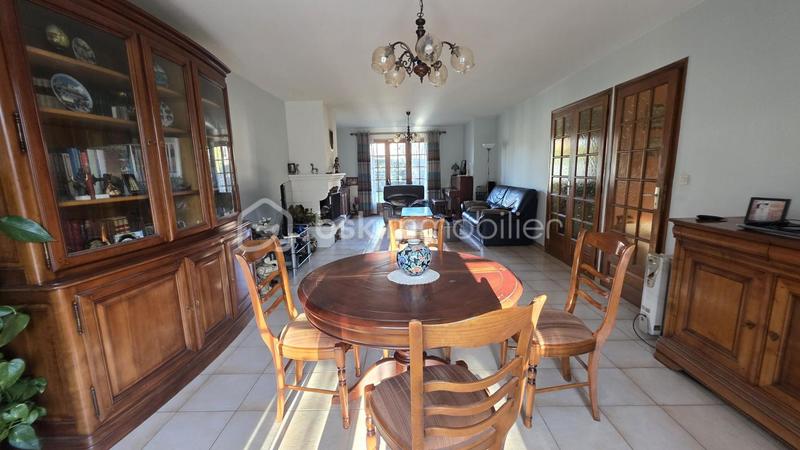 Maison - 169 m² - 8 pièces