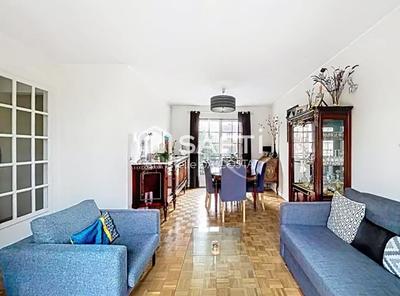 Maison - 97 m² - 5 pièces