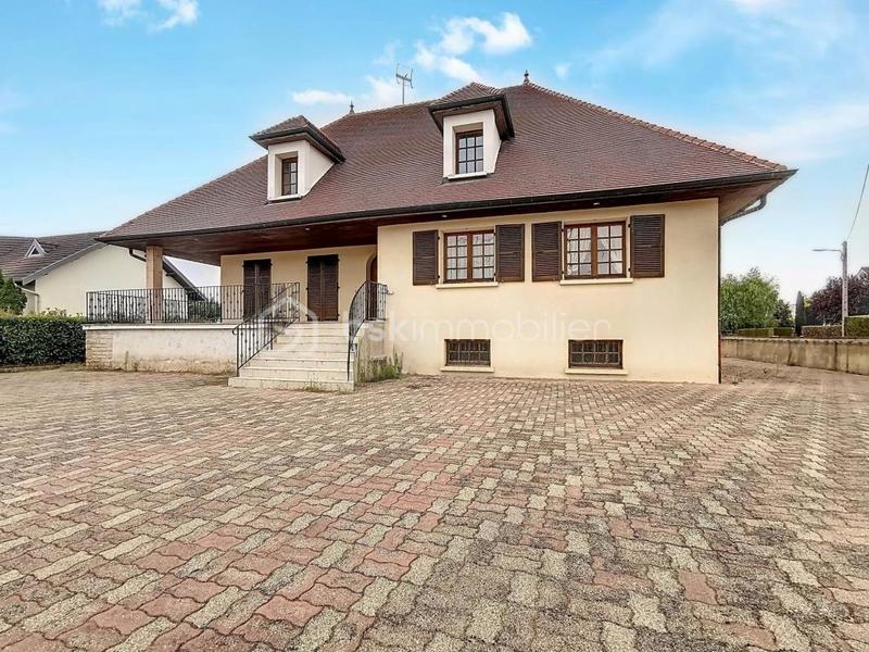 Maison d'architecte - 234 m² - 7 pièces