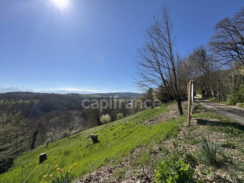 Terrain constructible - 873 m²