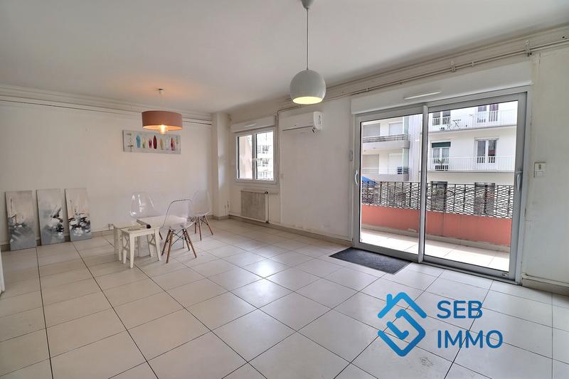 Appartement - 97 m² - 4 pièces