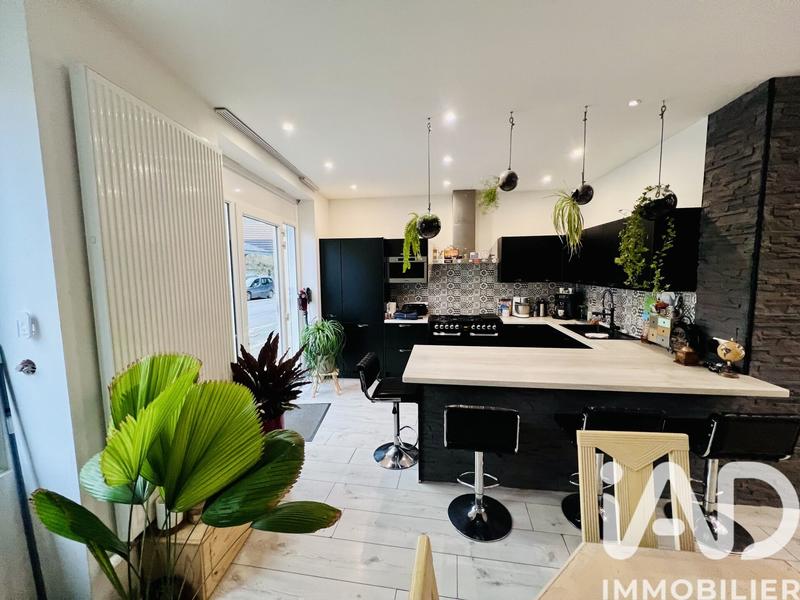 Maison de village - 97 m² - 4 pièces