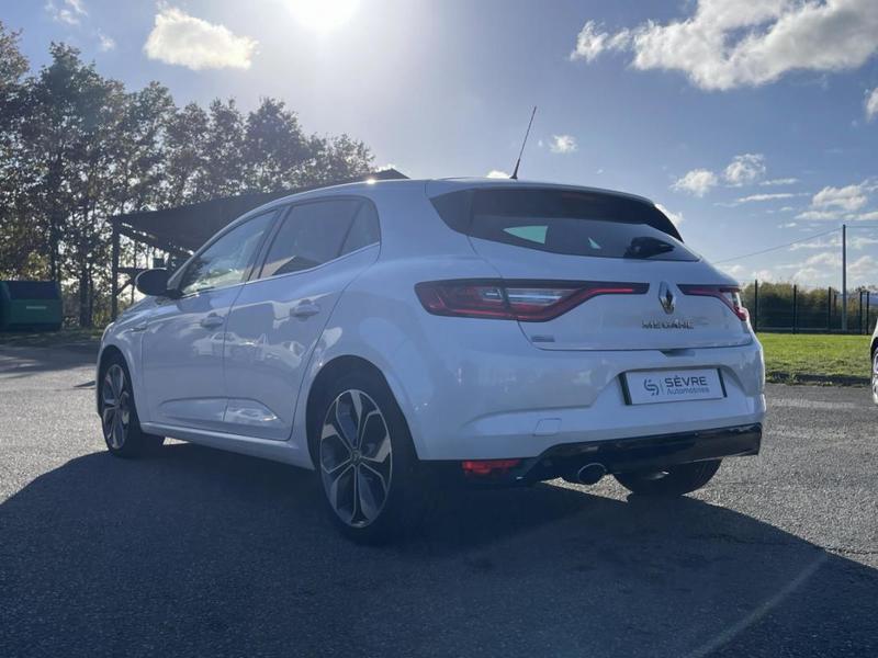 Renault Mégane IV Berline Intens Energy dCi 130