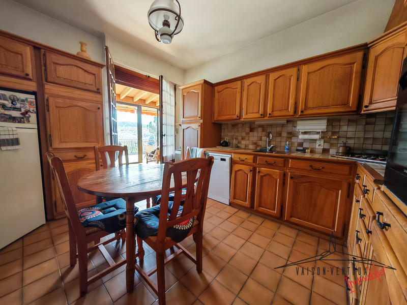 Villa - 235 m² - 9 pièces