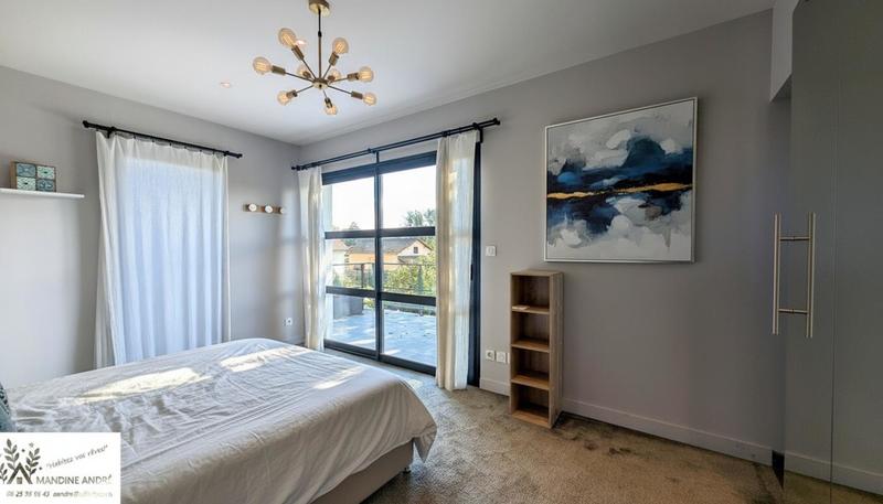 Villa - 141 m² - 5 pièces