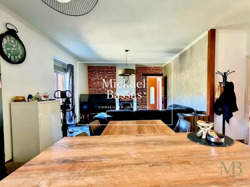 Maison - 102 m² - 4 pièces