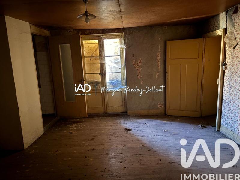 Maison de village - 90 m² - 3 pièces