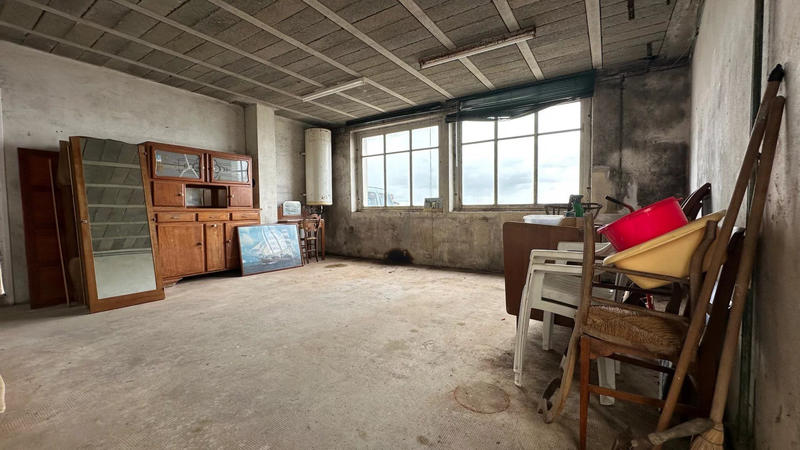 Villa - 215 m² - 8 pièces