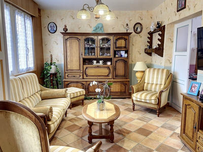 Maison - 106 m² - 8 pièces