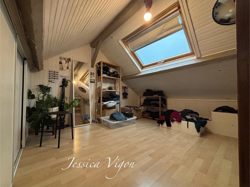Maison - 92 m² - 5 pièces