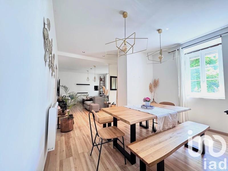 Maison - 145 m² - 6 pièces