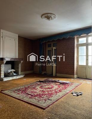 Maison de village - 284 m² - 7 pièces