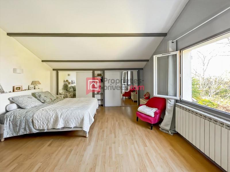 Maison - 168 m² - 6 pièces