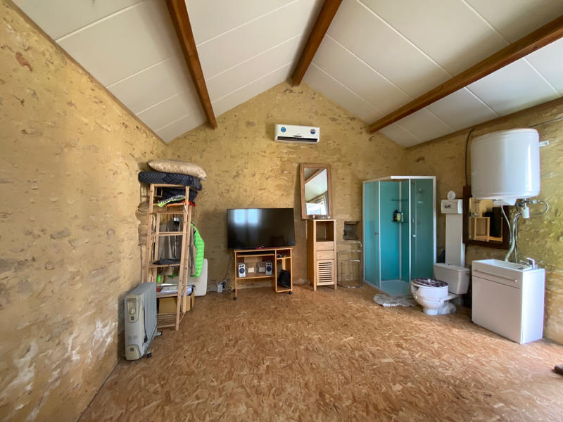 Maison - 207 m² - 6 pièces