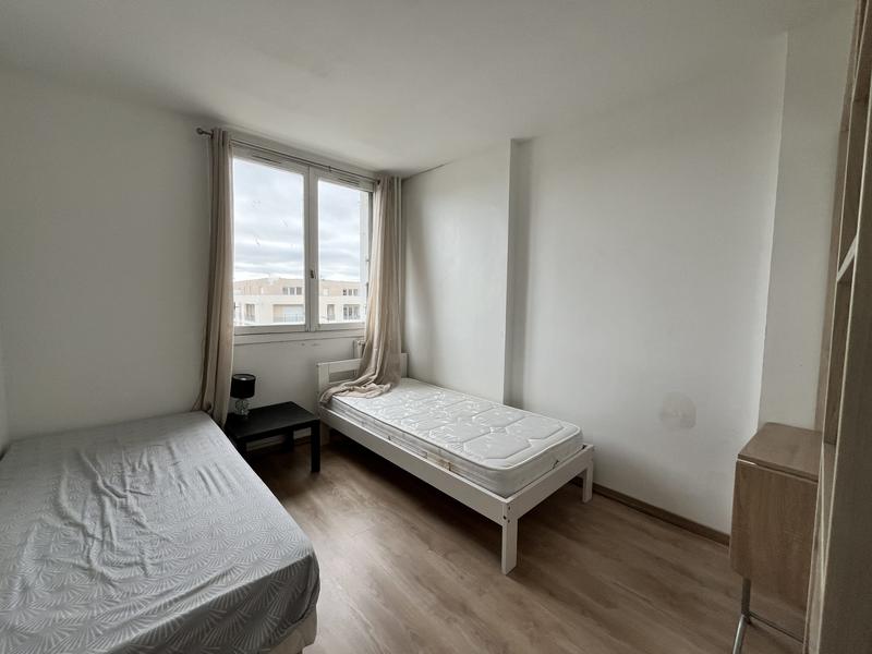 Appartement - 82 m² - 4 pièces