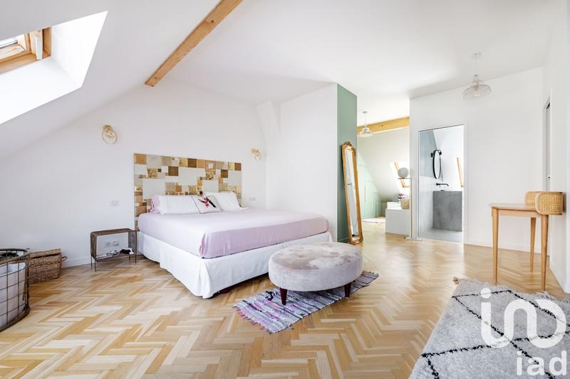 Maison - 147 m² - 5 pièces