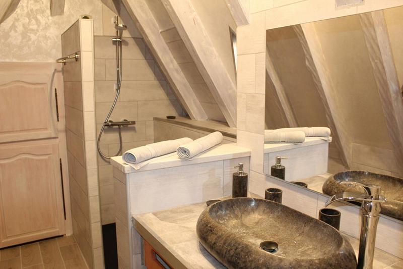 Demeure - 245 m² - 10 pièces