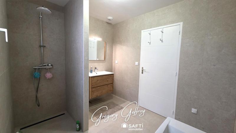 Maison - 120 m² - 4 pièces