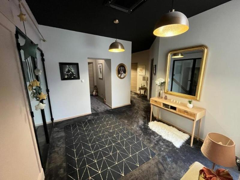 Immeuble - 230 m² - 7 pièces