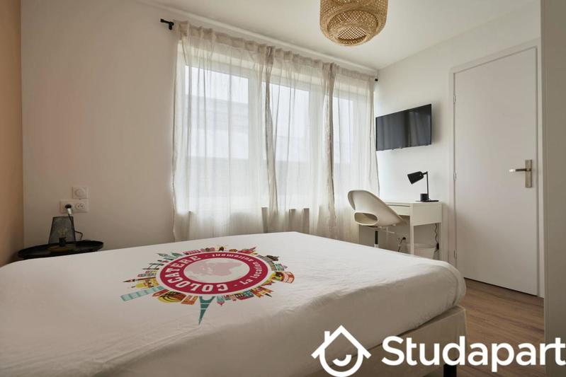 Chambre - 12 m² - 1 pièce